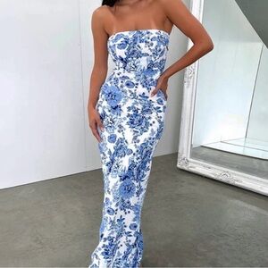 Commense Strapless Blue and White Floral Dress